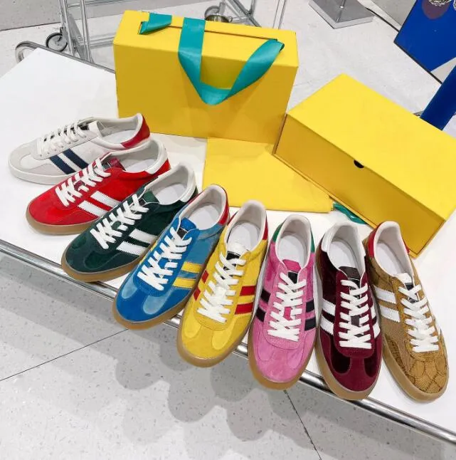 Casual Shoes Gazelle Sneakers Flat Men Women Trainers Embroidery Suede Beige Canvas Wales Bonner Sneaker Platform Mens Shoe, Hz6
Casual Shoes Gazelle Sneakers Flat Men Women Trainers Embroidery Suede Beige Canvas Wales Bonner Sneaker Platform Mens Shoe, Hz6