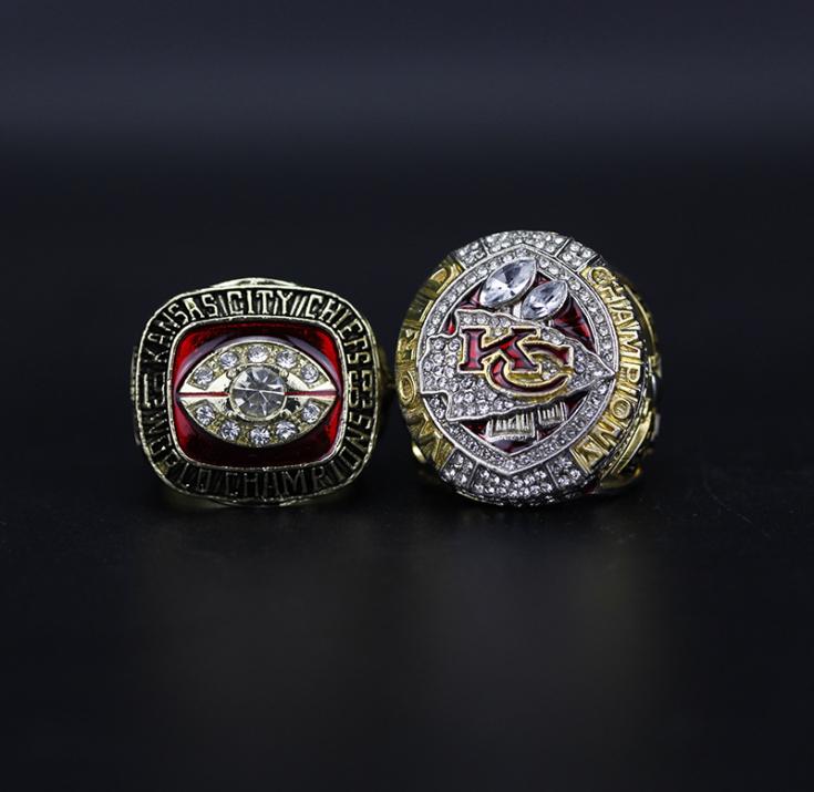 2pcsset 1969 2019 Kansas City C h i e f s World Championship Ring Fans souvenir collection birthday gift1338299
2pcsset 1969 2019 Kansas City C h i e f s World Championship Ring Fans souvenir collection birthday gift1338299