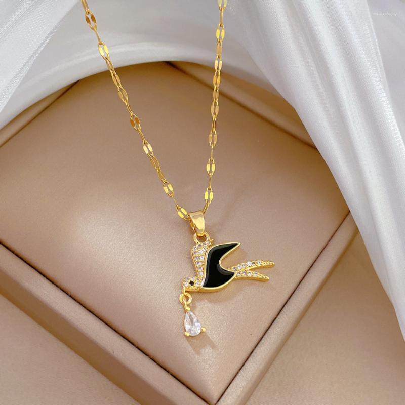 Pendant Necklaces MKOPSZ Gold Color Stainless Steel For Women Fashion Luxury Zircon Swallow Necklace Jewelry Clavicle Chain
Pendant Necklaces MKOPSZ Gold Color Stainless Steel For Women Fashion Luxury Zircon Swallow Necklace Jewelry Clavicle Chain