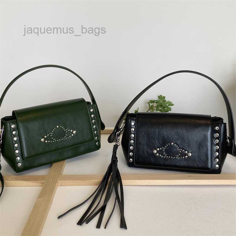 vivi designer bags women tote bag fashion rivet totes black leather handbag lady square shoulder crossbody purse Viviennewestwood
vivi designer bags women tote bag fashion rivet totes black leather handbag lady square shoulder crossbody purse Viviennewestwood