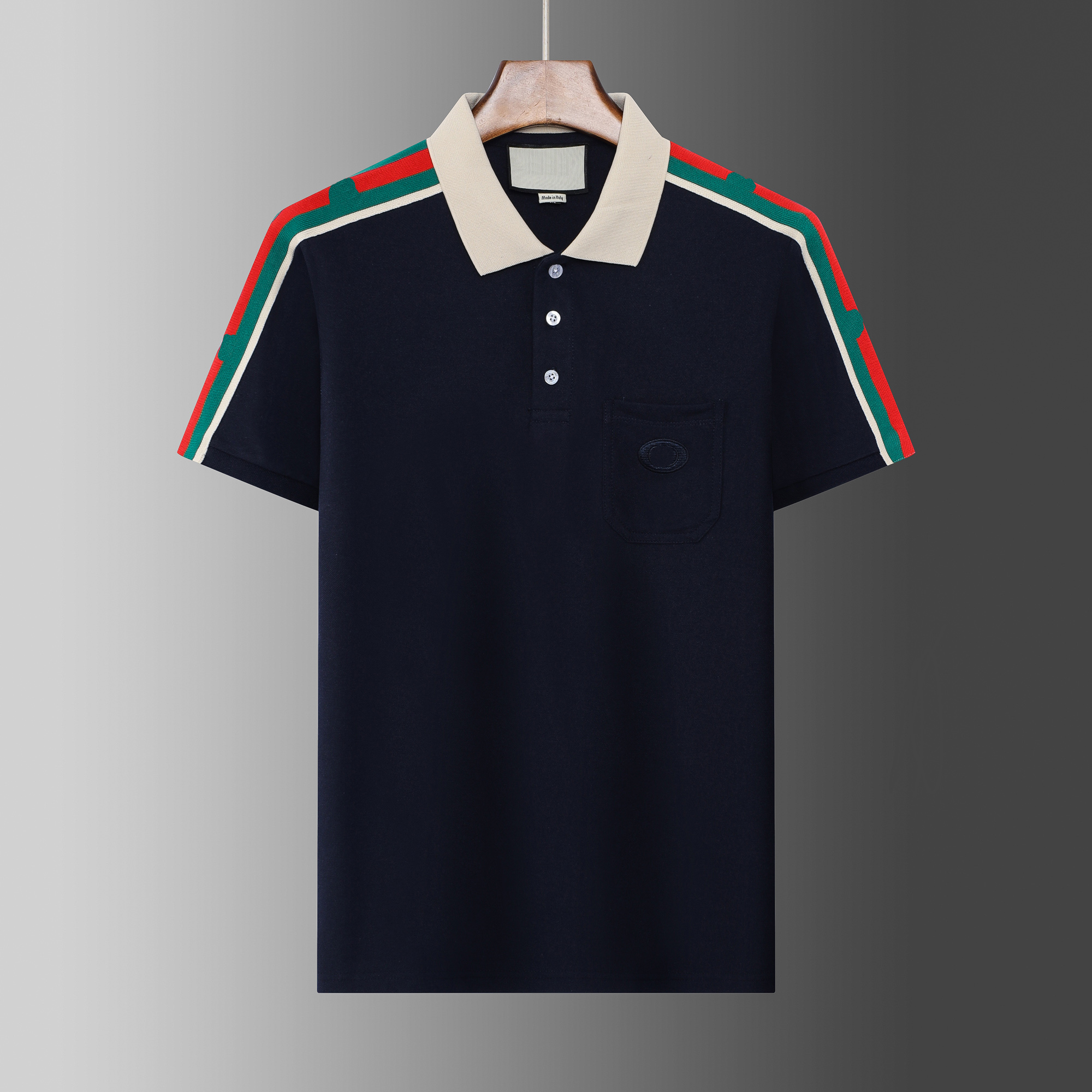 2023 Summer Mens Polos Shirt Designer T Shirts Short Polo Man Tops With StripeCasual lapel Neck Tshirts Unisex Streewears Short Sleeves S-3XL
2023 Summer Mens Polos Shirt Designer T Shirts Short Polo Man Tops With StripeCasual lapel Neck Tshirts Unisex Streewears Short Sleeves S-3XL