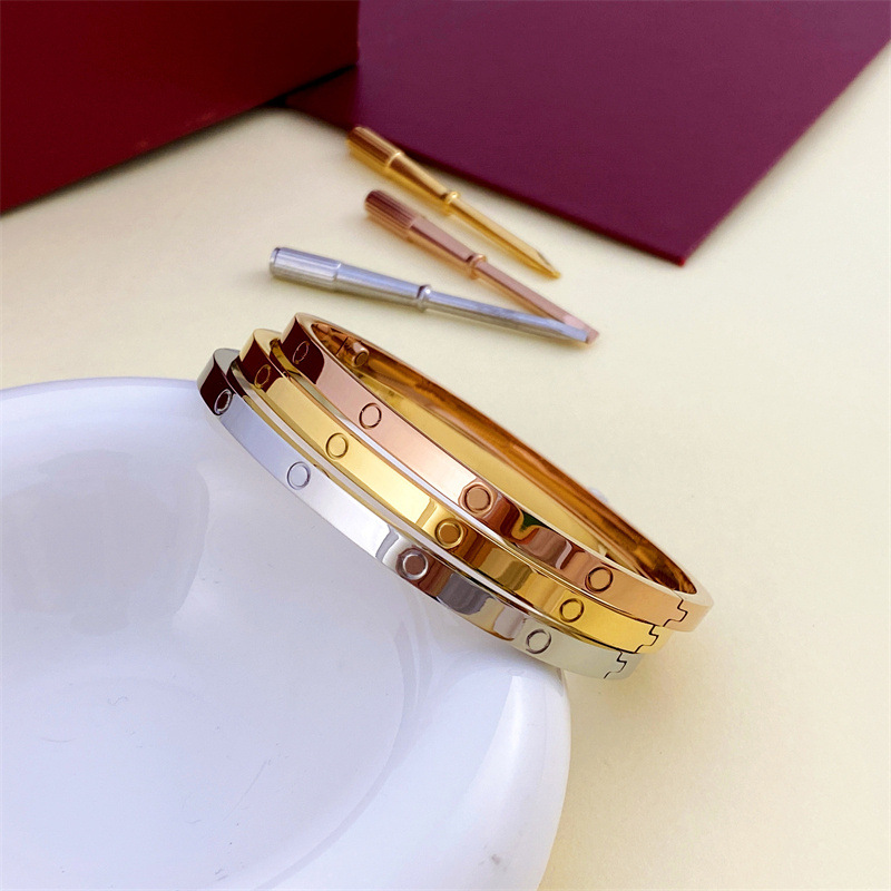 love bracelets gold designer jewellery screw bracelet bangle charm gifts stainless steel material is not allergic or fadeless silver rose women men lovers bracelet
love bracelets gold designer jewellery screw bracelet bangle charm gifts stainless steel material is not allergic or fadeless silver rose women men lovers bracelet
