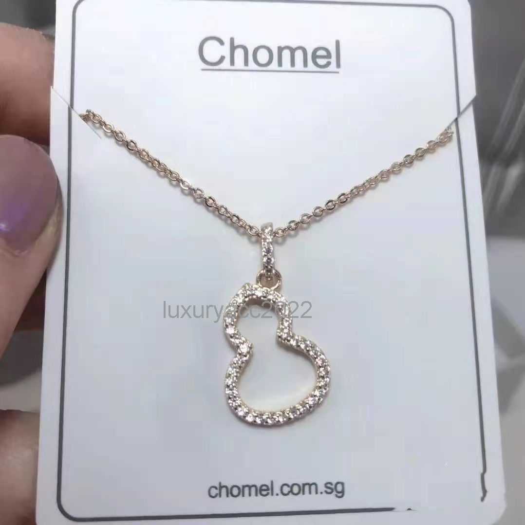 Necklace Jewelry Singapore CHOMEL Necklace Women's Inns Colorless S925 Silver Full Diamond Gourd Simple Mesh Red Clavicle Necklace
Necklace Jewelry Singapore CHOMEL Necklace Women's Inns Colorless S925 Silver Full Diamond Gourd Simple Mesh Red Clavicle Necklace