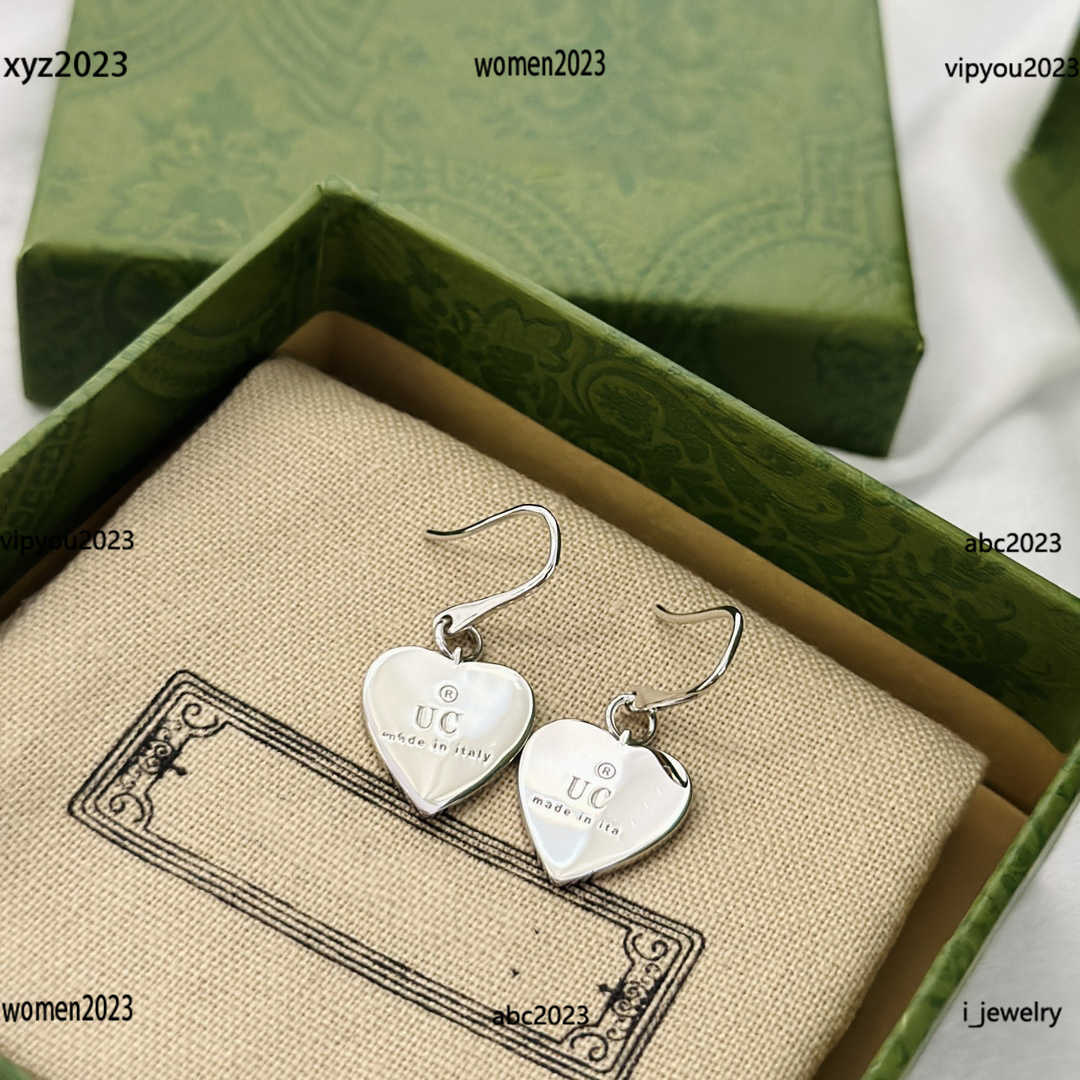 designer women earrings heart shape drop earrings Jewelry high quality Logo shape Pendant earring #Including box new arrival
designer women earrings heart shape drop earrings Jewelry high quality Logo shape Pendant earring #Including box new arrival