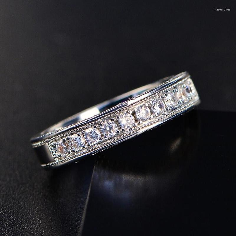 Wedding Rings CAOSHI Trendy Band Women Silver Color Shiny Zirconia Finger Ring For Engagement Fashion Bridal Accessories Jewelry Gift
Wedding Rings CAOSHI Trendy Band Women Silver Color Shiny Zirconia Finger Ring For Engagement Fashion Bridal Accessories Jewelry Gift