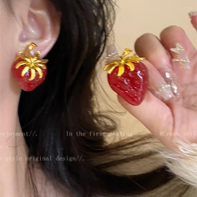 Stud Earrings Red Strawberry Sweet Cute Fashion Trend Ins Ear Pendants Lovely Girl Retro Fruit Women's Earring Korean Jewelry Gift
Stud Earrings Red Strawberry Sweet Cute Fashion Trend Ins Ear Pendants Lovely Girl Retro Fruit Women's Earring Korean Jewelry Gift
