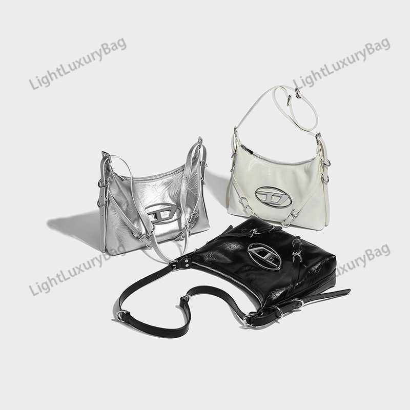 Designer Design DI Advanced Texture Bag New Trend Large Capacity Soft Locomotive Bag Fashion And Luxury Single Shoulder Underarm Tote Bag, Black9
Designer Design DI Advanced Texture Bag New Trend Large Capacity Soft Locomotive Bag Fashion And Luxury Single Shoulder Underarm Tote Bag, Black9