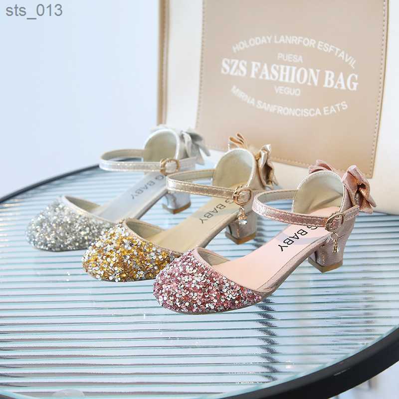 Childrens Princess Sandals Rhinestones Bowknot Girls Wedding High Heels Shoes Gold Pink Silver Fashion Dress Shoes Kids Sandals, Sliver
Childrens Princess Sandals Rhinestones Bowknot Girls Wedding High Heels Shoes Gold Pink Silver Fashion Dress Shoes Kids Sandals, Sliver