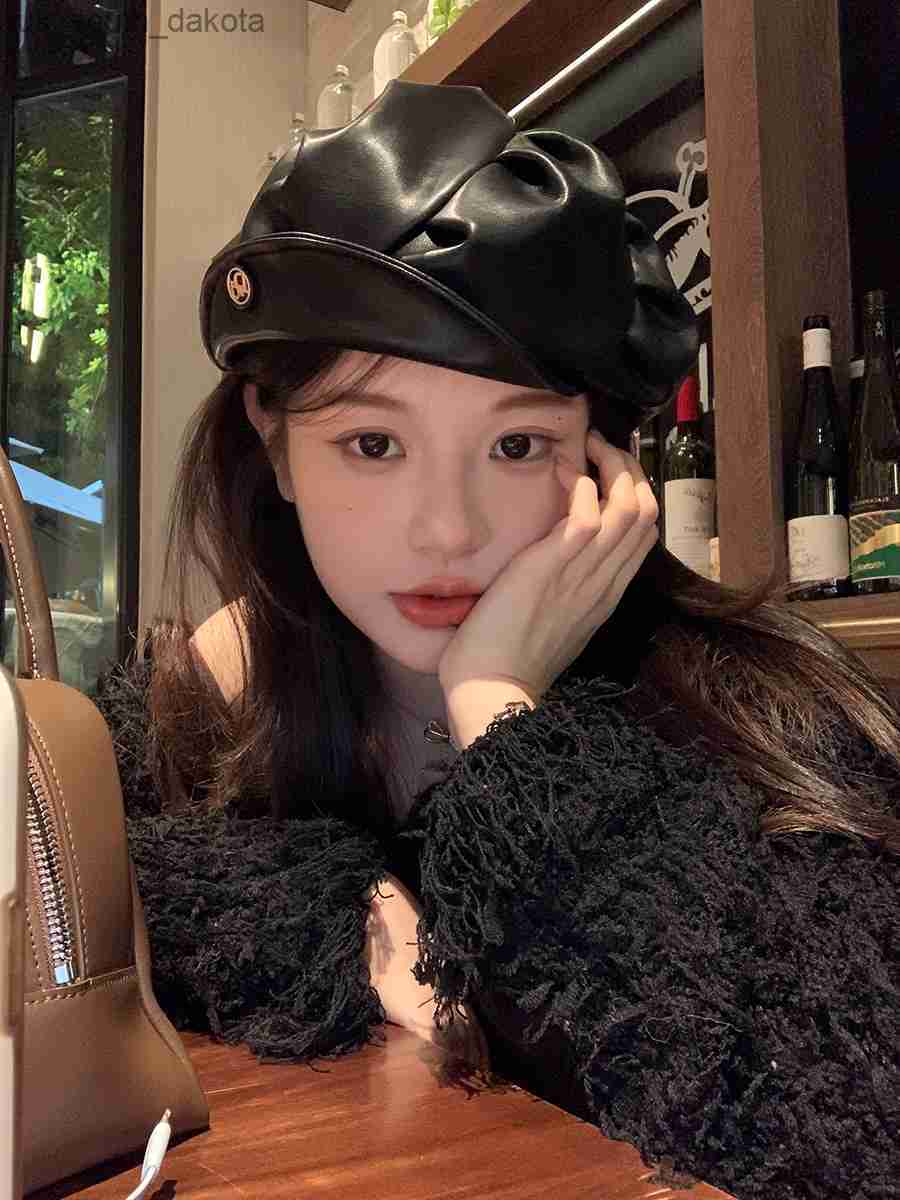 PU High-quality Design Berets for Women Wrinkle Vintage Painter Hat Girl Fashionable Octagonal Cloud Cap Boinas Mujer Bud Cap L230523, Black
PU High-quality Design Berets for Women Wrinkle Vintage Painter Hat Girl Fashionable Octagonal Cloud Cap Boinas Mujer Bud Cap L230523, Black