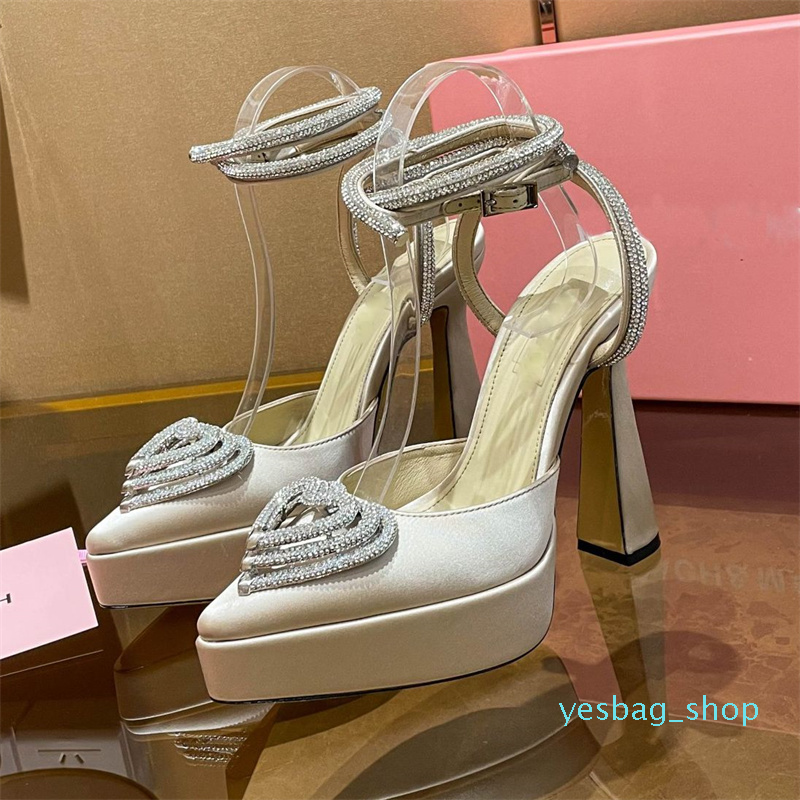 Love diamond Dress Shoes Bowtie Rhinestone decoration Sandals Designer platform heel Slingbacks 12.5cm high heeled Rome Sandal fashion womens shoe 35-42, 11#
Love diamond Dress Shoes Bowtie Rhinestone decoration Sandals Designer platform heel Slingbacks 12.5cm high heeled Rome Sandal fashion womens shoe 35-42, 11#