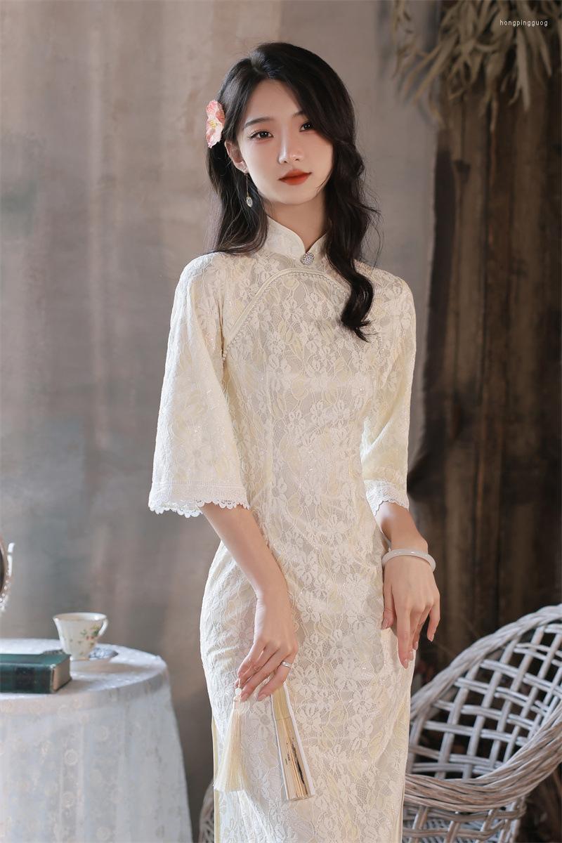 Ethnic Clothing Ivory Lace Slim Qipao Women Vintage Style Cheongsam Traditional Short Sleeve Young Girl Chinese Dress Modern
Ethnic Clothing Ivory Lace Slim Qipao Women Vintage Style Cheongsam Traditional Short Sleeve Young Girl Chinese Dress Modern