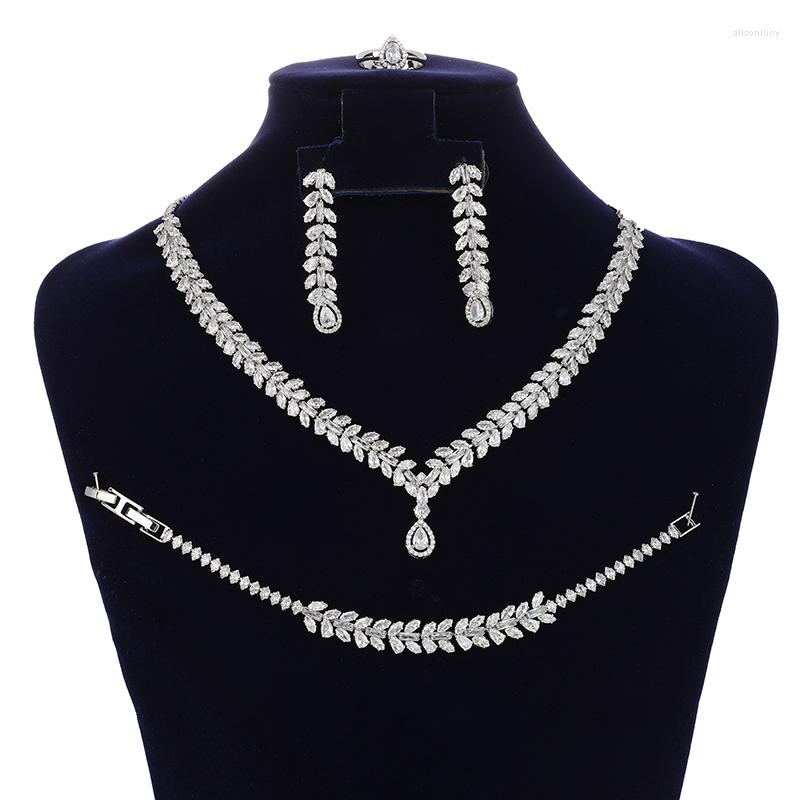 Necklace Earrings Set Jewelry HADIYANA Bracelet Ring Bridal Wedding Elegant Ladies High Quality Zircon BN8266 Schmuck, Picture shown
Necklace Earrings Set Jewelry HADIYANA Bracelet Ring Bridal Wedding Elegant Ladies High Quality Zircon BN8266 Schmuck, Picture shown