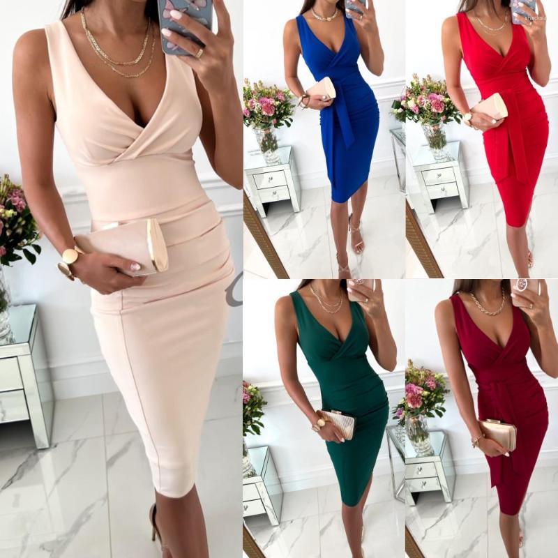 Casual Dresses 2023 Summer Woman Sexy Sleeveless V-neck Tight-fitting Hip-strap Dress Women' Elegant Clothing, Pink
Casual Dresses 2023 Summer Woman Sexy Sleeveless V-neck Tight-fitting Hip-strap Dress Women' Elegant Clothing, Pink