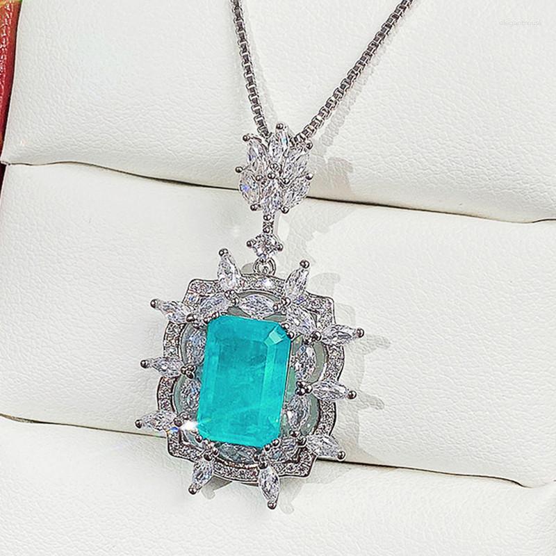 Pendant Necklaces Unique Green Stone Wedding Necklace Women Brilliant CZ Elegant Lady's Anniversary Gift Fashion Jewelry
Pendant Necklaces Unique Green Stone Wedding Necklace Women Brilliant CZ Elegant Lady's Anniversary Gift Fashion Jewelry