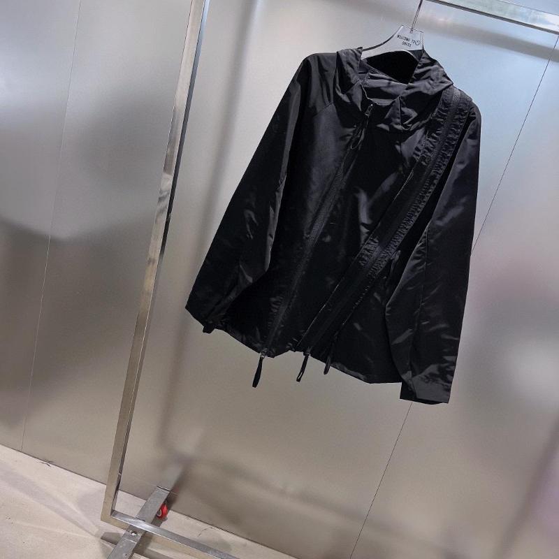 Women' Jackets 2023SS Spring Luxury Women High Quality Black Loose Hooded Jacket Female Chic Coat Outerwear Rmsx 3.09
Women' Jackets 2023SS Spring Luxury Women High Quality Black Loose Hooded Jacket Female Chic Coat Outerwear Rmsx 3.09