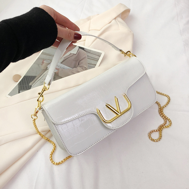 Luxury Women's Bag Fashion Underarm Bag Chain Shoulder Messenger Bag 27cm, 27*14*7cm
Luxury Women's Bag Fashion Underarm Bag Chain Shoulder Messenger Bag 27cm, 27*14*7cm