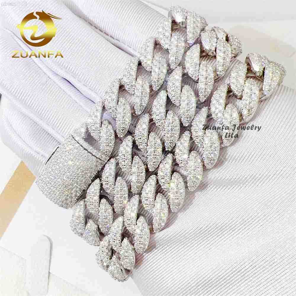 Custom Hip Hop Jewelry Iced Out Moon Shape Style Moissanite Diamond 925 Sterling Silver Cuban Link Chain for Men
Custom Hip Hop Jewelry Iced Out Moon Shape Style Moissanite Diamond 925 Sterling Silver Cuban Link Chain for Men