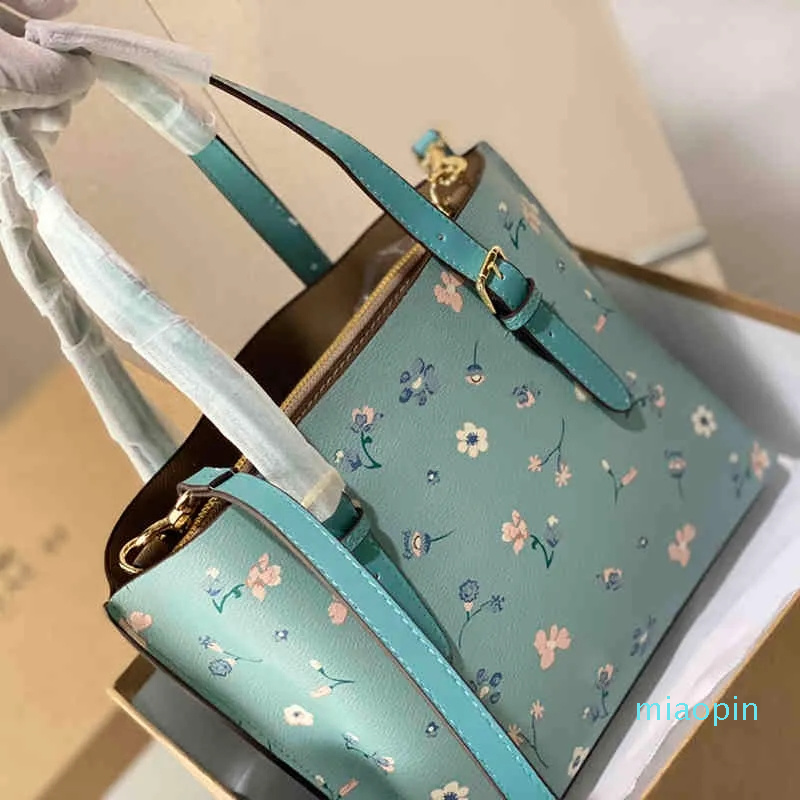 Flower Printed Shopping Bags Totes Womens Designer Luxurys Handbag Fashion Tote Bag leather Shoulder Crossbody Purse Women Beach Pouch, Green
Flower Printed Shopping Bags Totes Womens Designer Luxurys Handbag Fashion Tote Bag leather Shoulder Crossbody Purse Women Beach Pouch, Green