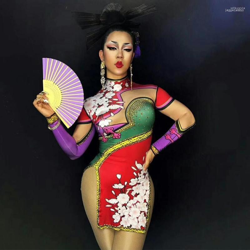 Stage Wear Floral Pattern Printing Rhinestones Multicolor Cheongsam Dresses High Split Fork Sexy Dress Nightclub Dance Show Women, As the picture shows
Stage Wear Floral Pattern Printing Rhinestones Multicolor Cheongsam Dresses High Split Fork Sexy Dress Nightclub Dance Show Women, As the picture shows