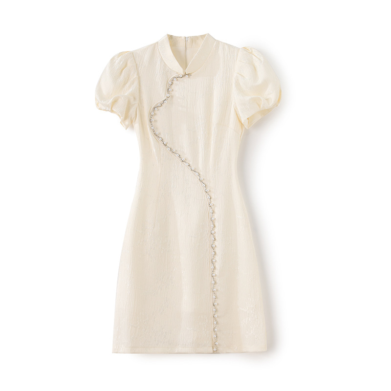 2023 Summer Beige Solid Color BeadedDress Short Sleeve Stand Collar Knee-Length Casual Dresses W3L043107
2023 Summer Beige Solid Color BeadedDress Short Sleeve Stand Collar Knee-Length Casual Dresses W3L043107