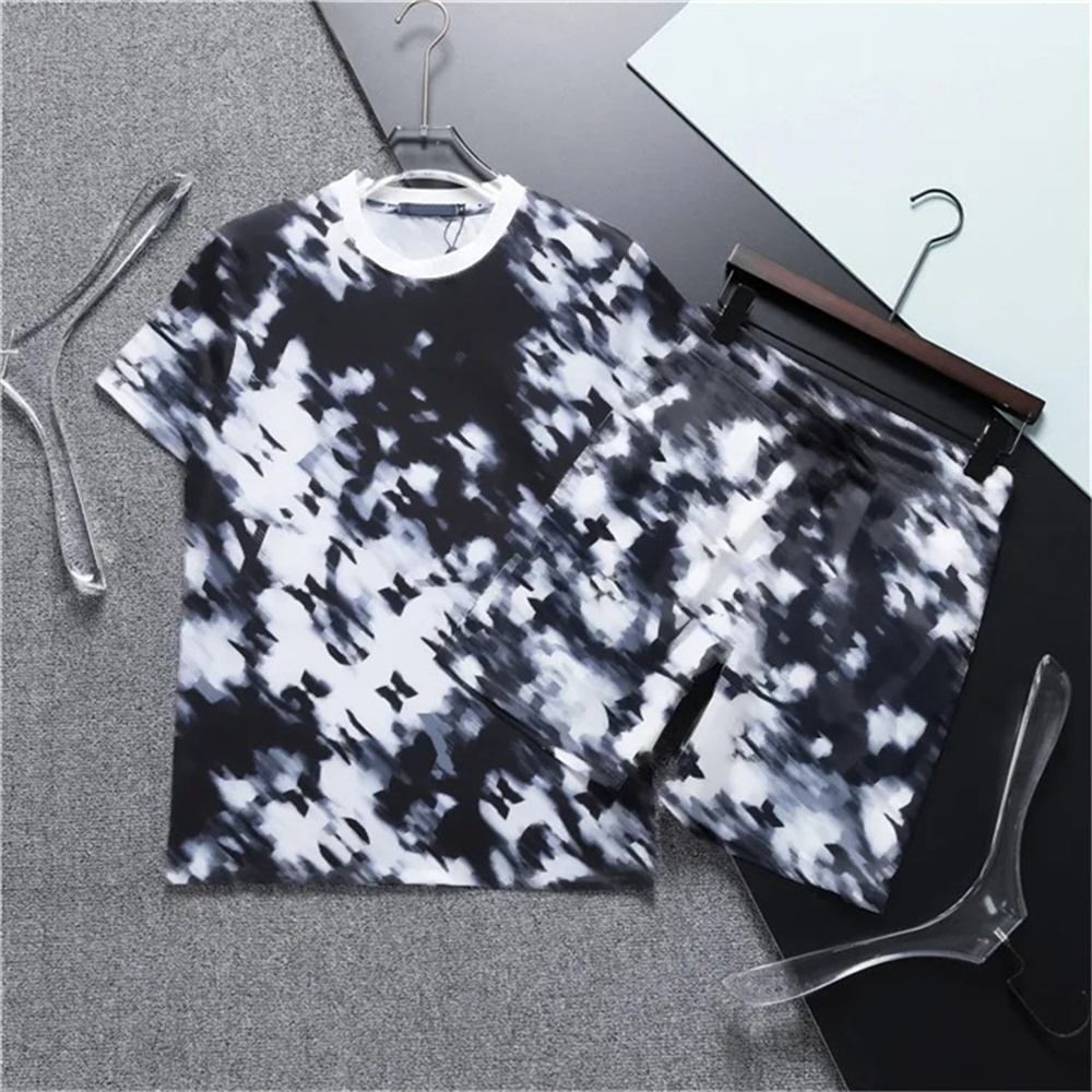 Mens Tracksuits Designer suit pants casual set jogou print T -shirt sand difficult pants, sweatshirt casual shirt casual Teesss, 05
Mens Tracksuits Designer suit pants casual set jogou print T -shirt sand difficult pants, sweatshirt casual shirt casual Teesss, 05