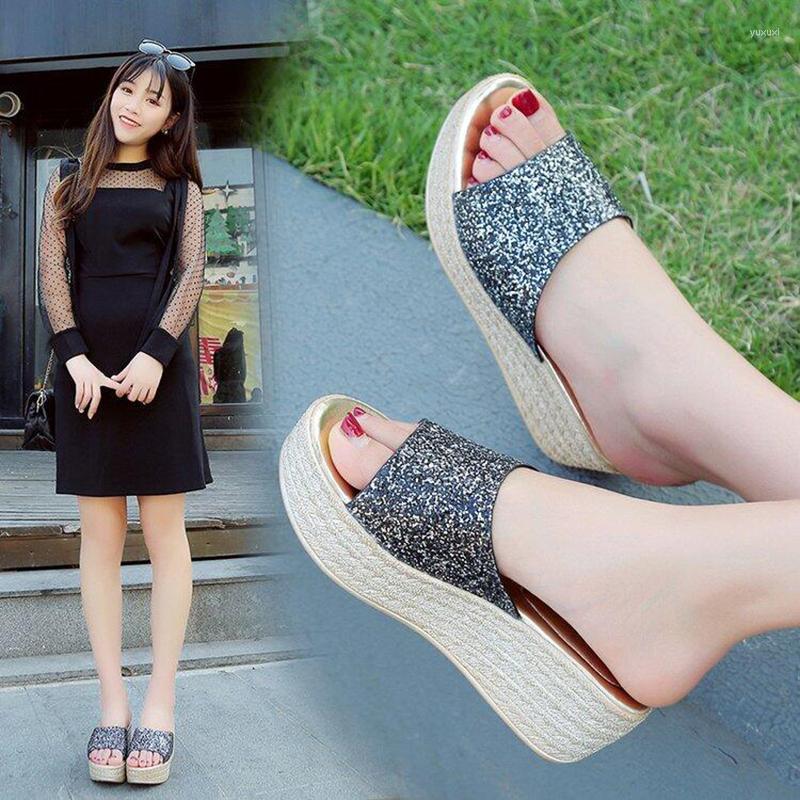 Slippers Silver/gold Glitter Platform Woman Bling Slip On Slides Outing Fashion Summer Women Shoes 6cm Wedges Sandals Flip Flops, Black
Slippers Silver/gold Glitter Platform Woman Bling Slip On Slides Outing Fashion Summer Women Shoes 6cm Wedges Sandals Flip Flops, Black