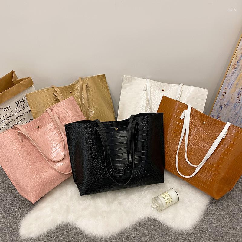 Evening Bags High Quality Casual Shoulder Bag For Women Luxury Leather Handbags Designer Crossbody Messenger Shopping Vintage Tote
Evening Bags High Quality Casual Shoulder Bag For Women Luxury Leather Handbags Designer Crossbody Messenger Shopping Vintage Tote