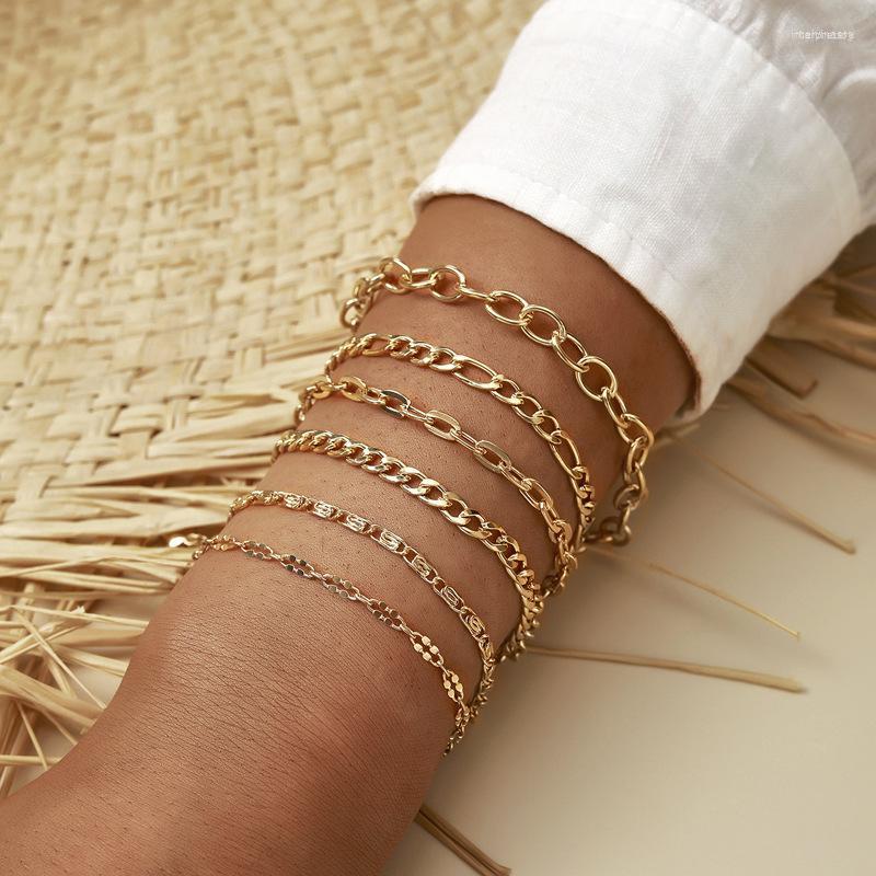 Link Bracelets Fashion Simple Cool Hollow Chain Niche Design Sense Of Personality Geometric Street Pography Ladies Temperament Bracelet
Link Bracelets Fashion Simple Cool Hollow Chain Niche Design Sense Of Personality Geometric Street Pography Ladies Temperament Bracelet