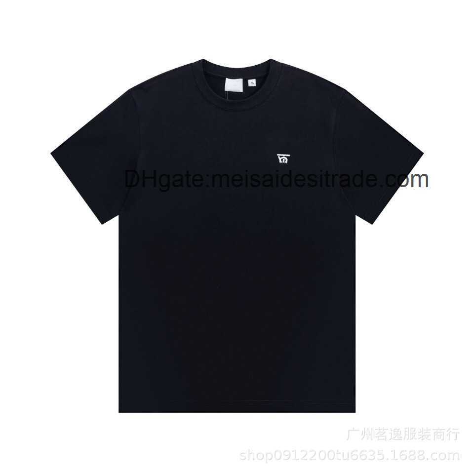 AAAAA Designer Luxury T-shirt Bur Brand Correct BU Classic Small Label Embroidery T-shirt High Street Casual Versatile Couples Fashion, Black
AAAAA Designer Luxury T-shirt Bur Brand Correct BU Classic Small Label Embroidery T-shirt High Street Casual Versatile Couples Fashion, Black