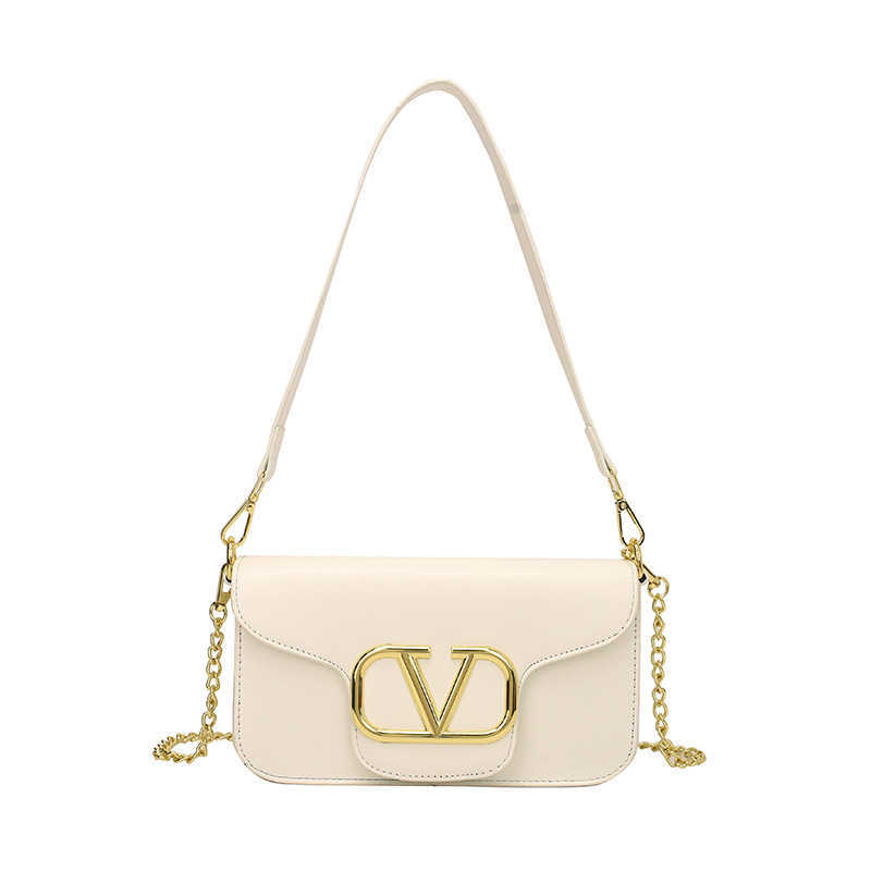 High quality women's valentino bag JUYT tote Bags 2023 new spring/summer solid color small square handbag simple and versatile chain purse luxury wallet, Rose pink
High quality women's valentino bag JUYT tote Bags 2023 new spring/summer solid color small square handbag simple and versatile chain purse luxury wallet, Rose pink