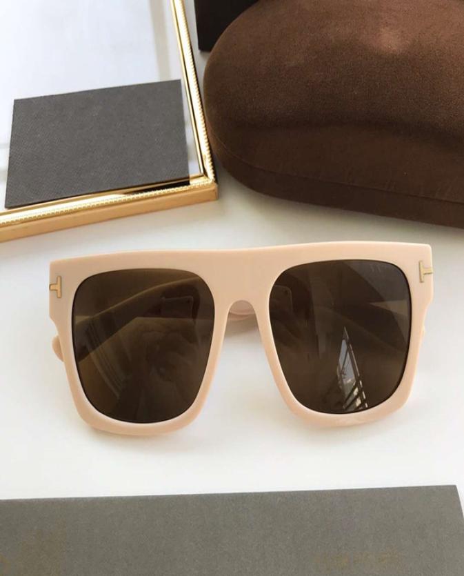 2020 new fashion design large frame square sunglasses frame excellent quality neutral gradient flat sunglasses full box FT07112324616
2020 new fashion design large frame square sunglasses frame excellent quality neutral gradient flat sunglasses full box FT07112324616