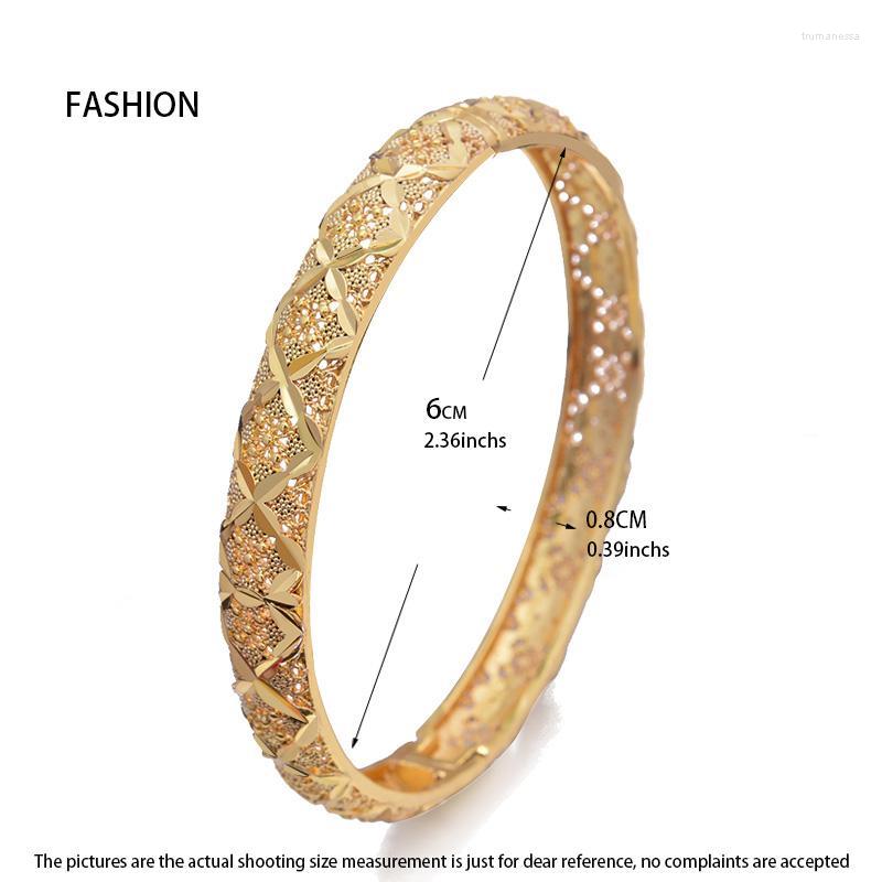 Bangle Wando 1pcs Dubai Bangles Arab Diameter 6cm Gold Color Bracelet For Men Women Classic Jewelry Vintage Africa GiftBangle Raym22
Bangle Wando 1pcs Dubai Bangles Arab Diameter 6cm Gold Color Bracelet For Men Women Classic Jewelry Vintage Africa GiftBangle Raym22