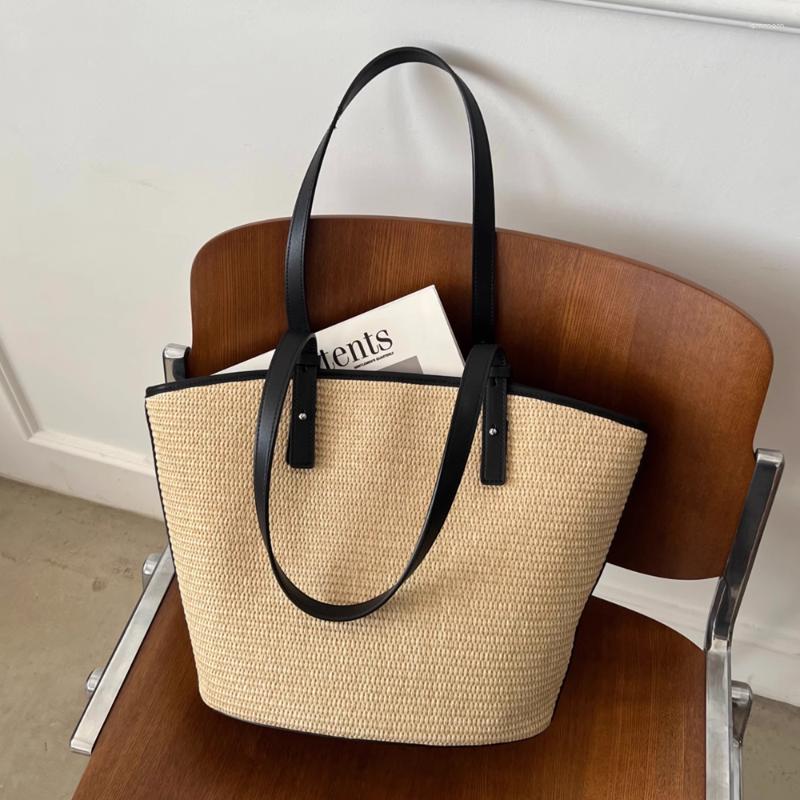 Evening Bags GENGWO Fashion Retro Simple Grass Woven Genuine Leather Shell Bag Women Seaside Beach Tote Shoulder Holiday Big, Black
Evening Bags GENGWO Fashion Retro Simple Grass Woven Genuine Leather Shell Bag Women Seaside Beach Tote Shoulder Holiday Big, Black