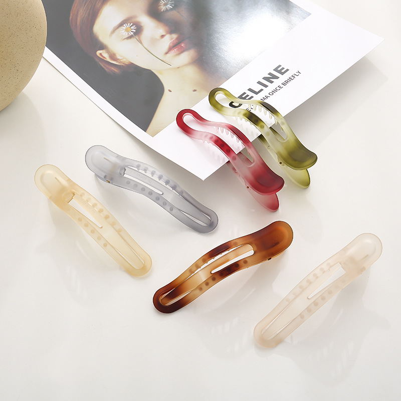 Translucent Duckbill Clip Hair Women Girls Hairpin Disk Hair Vintage Plastic Hair Claw Crab Clamps Makeup Headwear Accessories, Equally mixed colors
Translucent Duckbill Clip Hair Women Girls Hairpin Disk Hair Vintage Plastic Hair Claw Crab Clamps Makeup Headwear Accessories, Equally mixed colors