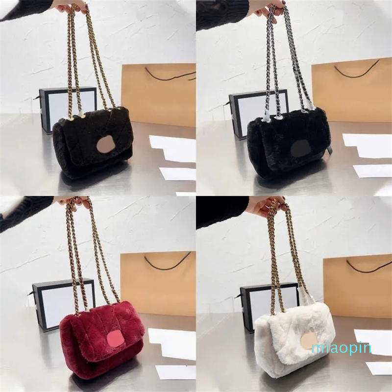 2023-New plush Buckle Shoulder Bags Women winter Luxury Handbag Chain Strap Designer Crossbody Purses fashion versatile
2023-New plush Buckle Shoulder Bags Women winter Luxury Handbag Chain Strap Designer Crossbody Purses fashion versatile