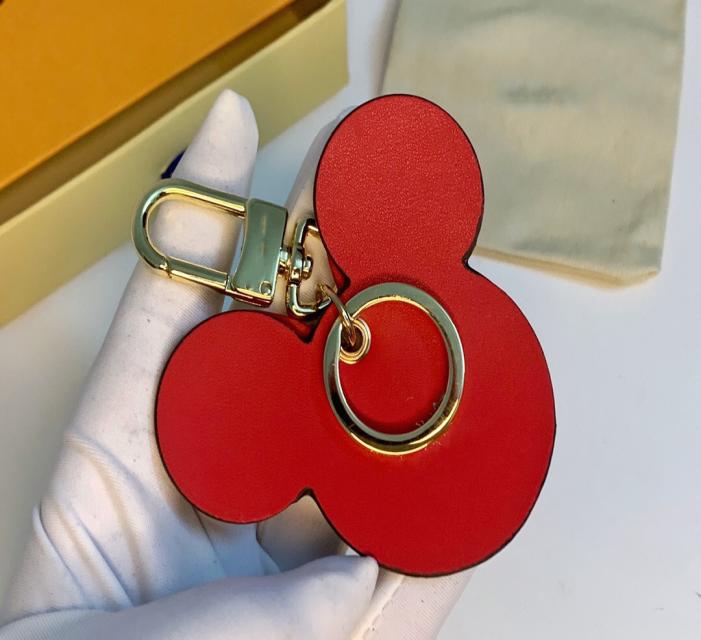 New fashion keychain highgrade metal material with packaging box dust bag whole6337155, Red
New fashion keychain highgrade metal material with packaging box dust bag whole6337155, Red
