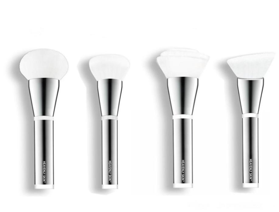 New Brand Makeup Brushes it cosmetics Heavenly Skin 701 702 703 704 blending powder foundation contour make up brush kit tools5380985
New Brand Makeup Brushes it cosmetics Heavenly Skin 701 702 703 704 blending powder foundation contour make up brush kit tools5380985