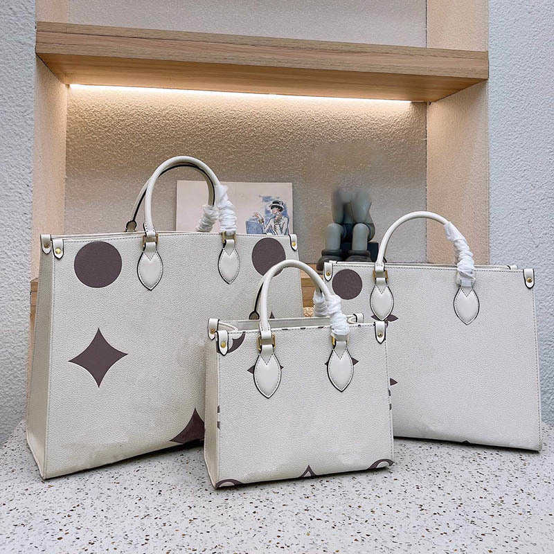 Totes 3 Size Mommy Bag Classic Print Leather designer Handbag 6 Colors Womens Designer Bag Fashion Tote Bag Ladies shoulder Purse, 3-light brown
Totes 3 Size Mommy Bag Classic Print Leather designer Handbag 6 Colors Womens Designer Bag Fashion Tote Bag Ladies shoulder Purse, 3-light brown