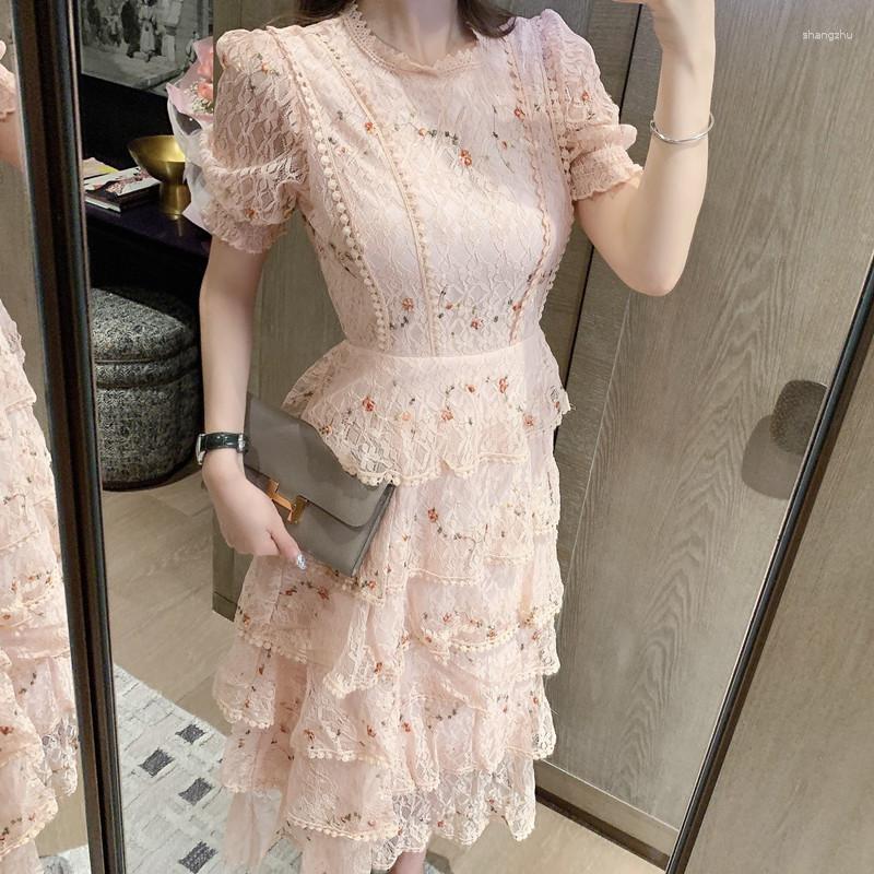 Party Dresses Summer Fashion Embroidered Beach Long Dress Women Elegant O-Neck Short Sleeve Cascading Ruffles Vestidos Female Maxi Robe, Picture color
Party Dresses Summer Fashion Embroidered Beach Long Dress Women Elegant O-Neck Short Sleeve Cascading Ruffles Vestidos Female Maxi Robe, Picture color