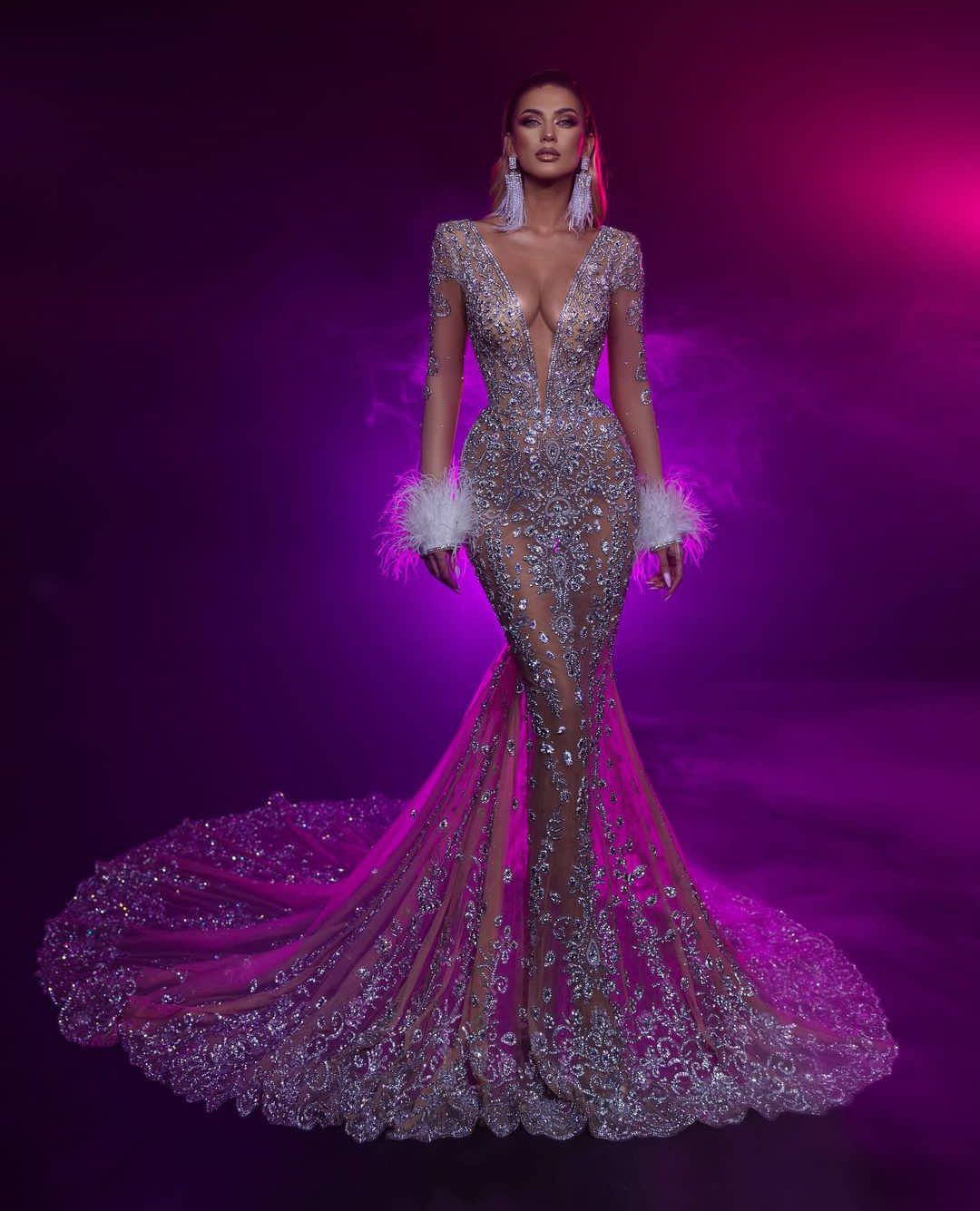 Sexy Mermaid Prom Dresses Long Sleeves V Neck Appliques Beaded Hollow Floor Length Feather Diamonds Evening Dress Crystals Bridal Gowns Plus Size Custom Made, Lavender
Sexy Mermaid Prom Dresses Long Sleeves V Neck Appliques Beaded Hollow Floor Length Feather Diamonds Evening Dress Crystals Bridal Gowns Plus Size Custom Made, Lavender