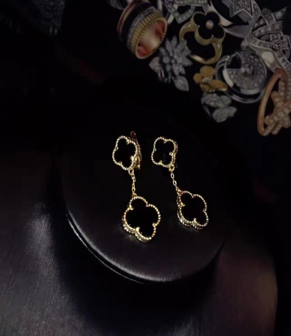 Women039s Stud Earrings Clover Double Flower Ear Clip Top 925 Sterling Silver Natural Black Agate High Quality Comfortable Wear6006339
Women039s Stud Earrings Clover Double Flower Ear Clip Top 925 Sterling Silver Natural Black Agate High Quality Comfortable Wear6006339
