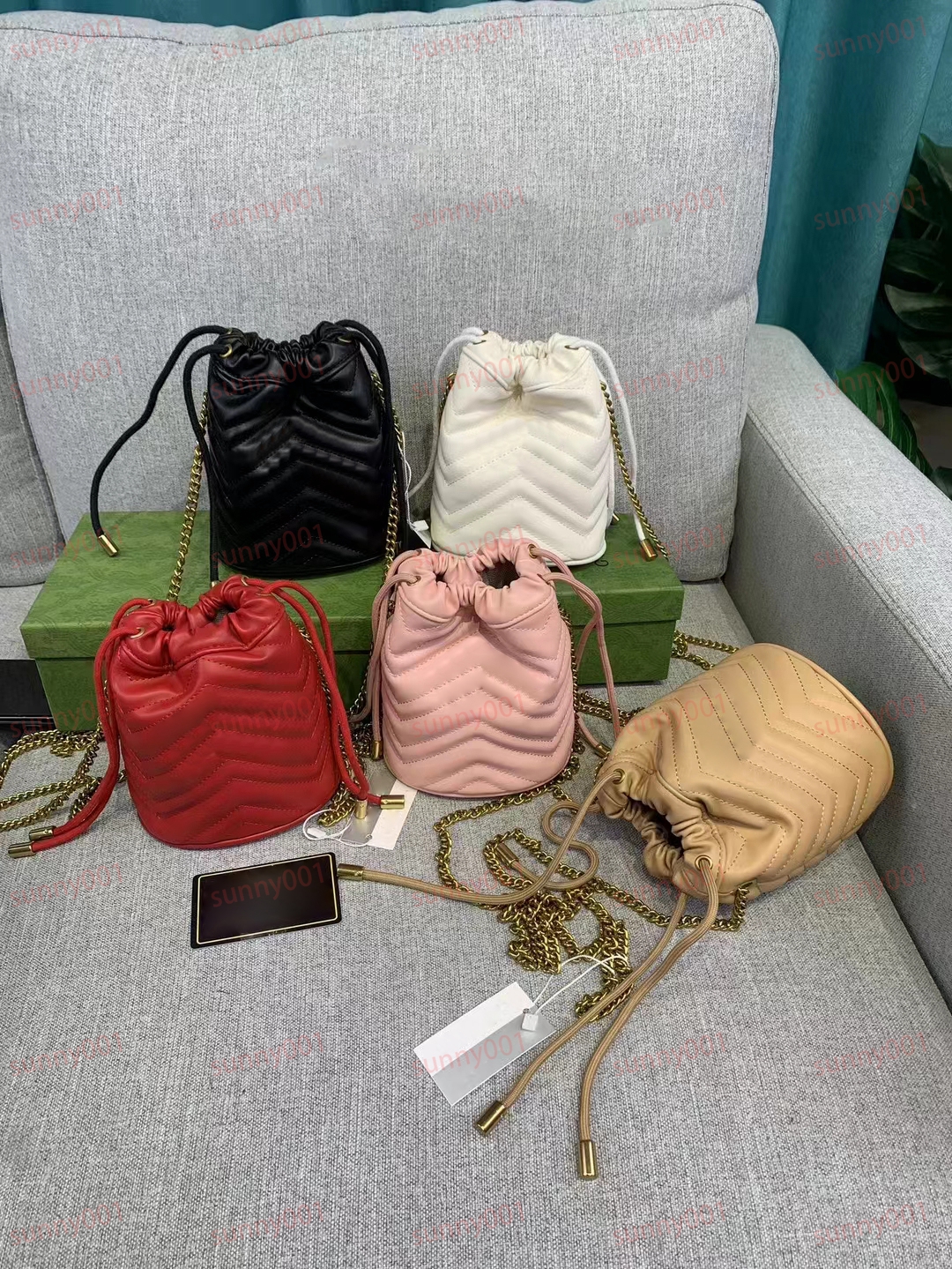 Bucket Shoulder Bag Chain Strap Wallet Retractable Closure Opening Bag Designer Solid Mini Evening Bags Luxury Cylindrical Package, White
Bucket Shoulder Bag Chain Strap Wallet Retractable Closure Opening Bag Designer Solid Mini Evening Bags Luxury Cylindrical Package, White