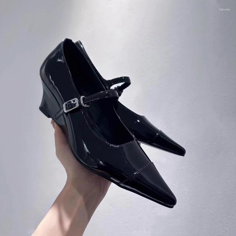 Sandals 2023 Wedges Pointed Toe Women Gladiator Mid Heels Autumn Dress Fashion Slippers Pumps Party Shoes, Silver
Sandals 2023 Wedges Pointed Toe Women Gladiator Mid Heels Autumn Dress Fashion Slippers Pumps Party Shoes, Silver