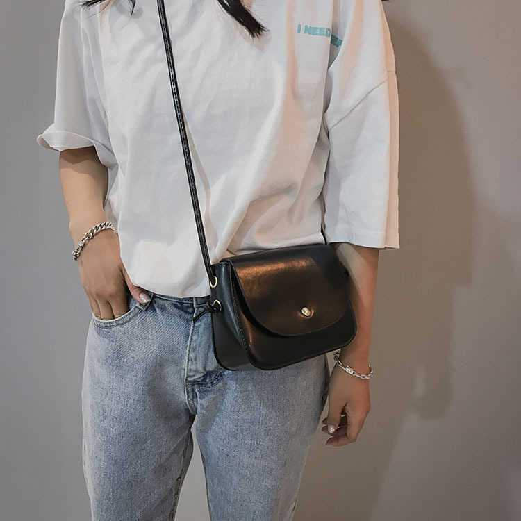 Spring and summer women's small bag 2021 new fashion Xiaoman single shoulder bag ins net red popular saddle messenger bag trend, White10
Spring and summer women's small bag 2021 new fashion Xiaoman single shoulder bag ins net red popular saddle messenger bag trend, White10