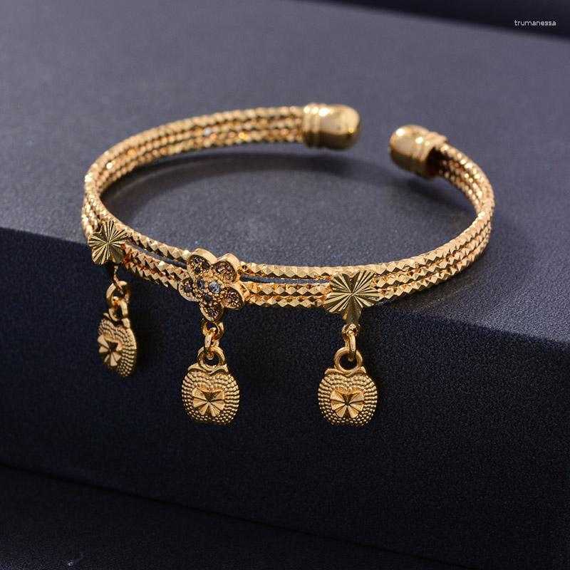 Bangle 4pcs/lot Gold Color For Girls/Baby/Kids Charm Gypsophila Bracelet Bells Flower Jewelry Child Christmas Gifts CuffBangle Raym22
Bangle 4pcs/lot Gold Color For Girls/Baby/Kids Charm Gypsophila Bracelet Bells Flower Jewelry Child Christmas Gifts CuffBangle Raym22