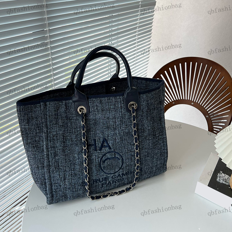 Stylish Womens Beach Bag Matelasse Chain Shoulder Bag Canvas Designer Bag Shopping Guarantee Luxury Tote Linen Printed Crossbody Bags Travel Bags 38x30cm, 101
Stylish Womens Beach Bag Matelasse Chain Shoulder Bag Canvas Designer Bag Shopping Guarantee Luxury Tote Linen Printed Crossbody Bags Travel Bags 38x30cm, 101