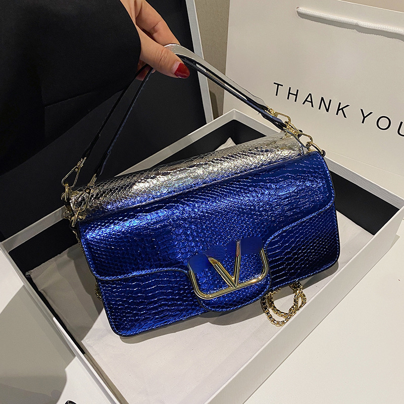 Classic Trendy Women's Bags Fashion Small Square Bag High-Grade Chain Women's Underarm Messenger Bag, 27*13*5cm
Classic Trendy Women's Bags Fashion Small Square Bag High-Grade Chain Women's Underarm Messenger Bag, 27*13*5cm