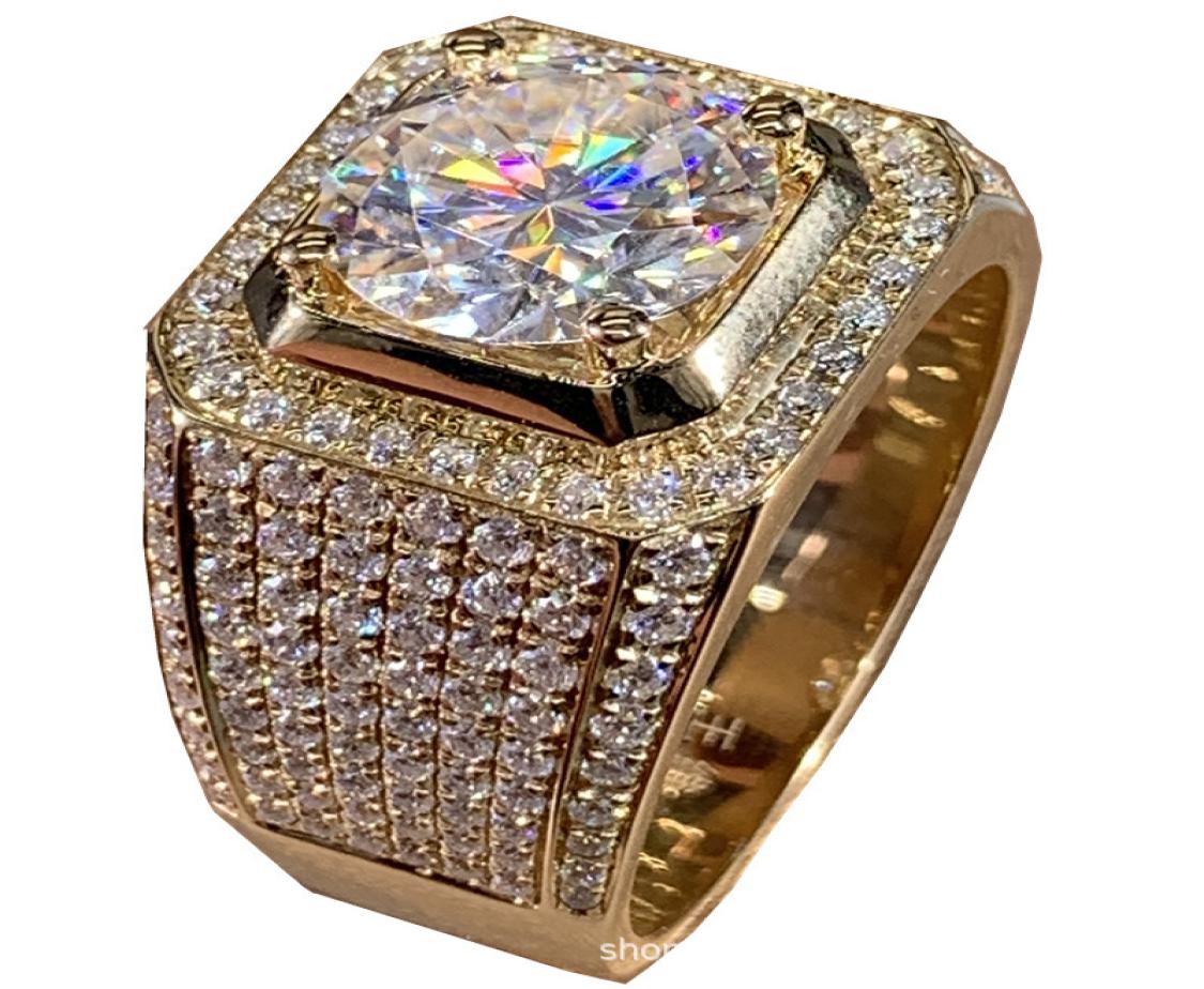 Luxury Designer Men039s s925 Sterling Silver Luxurious Inlay Ring 18K Gold DCOLOR Moissanite Rings Wide Delivery2030560
Luxury Designer Men039s s925 Sterling Silver Luxurious Inlay Ring 18K Gold DCOLOR Moissanite Rings Wide Delivery2030560