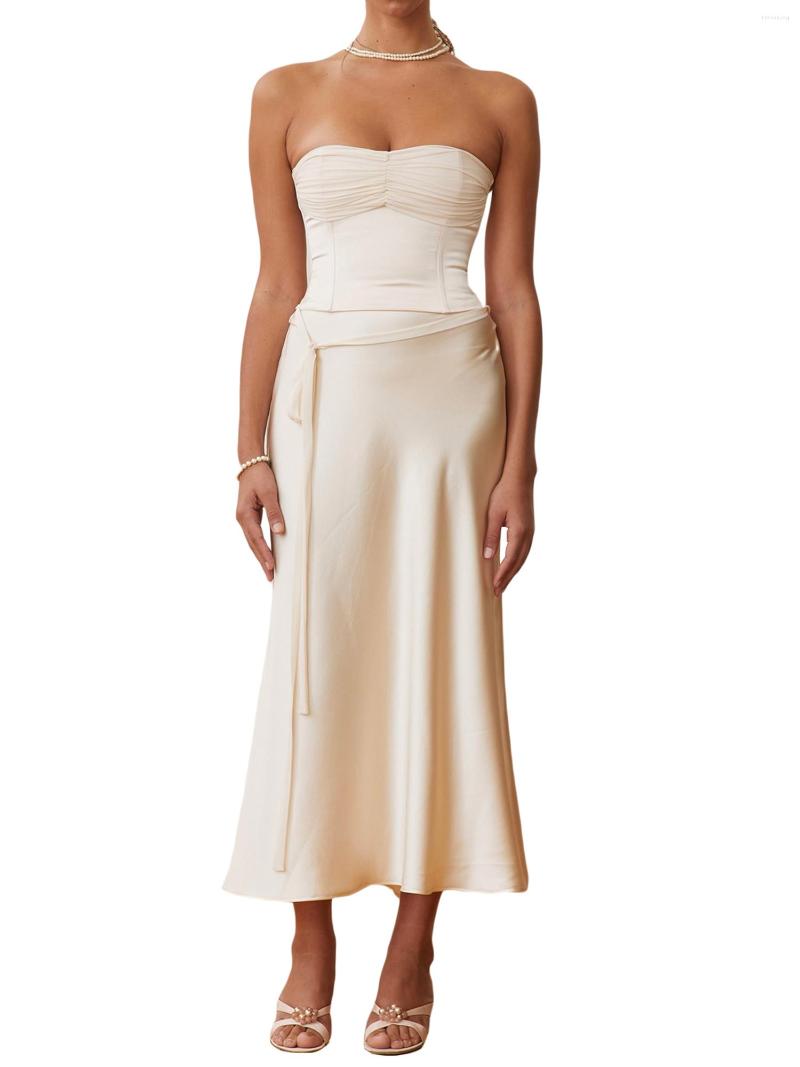 Women' Tanks Stylish And Chic Women Solid Color Ruched Bandeau - Perfect For Summer Flaunt Your Shoulders With This Sleeveless Backless, A-light apricot
Women' Tanks Stylish And Chic Women Solid Color Ruched Bandeau - Perfect For Summer Flaunt Your Shoulders With This Sleeveless Backless, A-light apricot