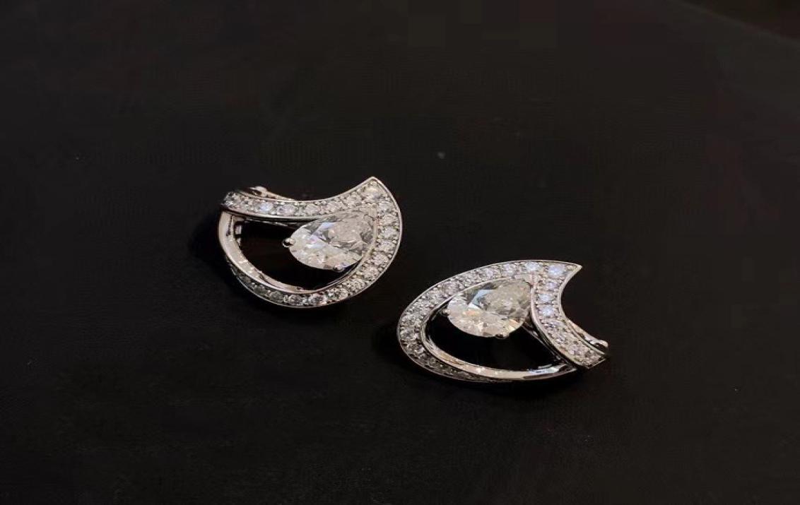 2023 Luxury quality S925 silver charm stud earring with diamond special have stamp PS7913A3542840
2023 Luxury quality S925 silver charm stud earring with diamond special have stamp PS7913A3542840